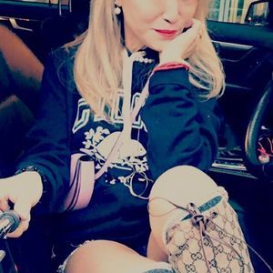 Meet your Posher, Molly